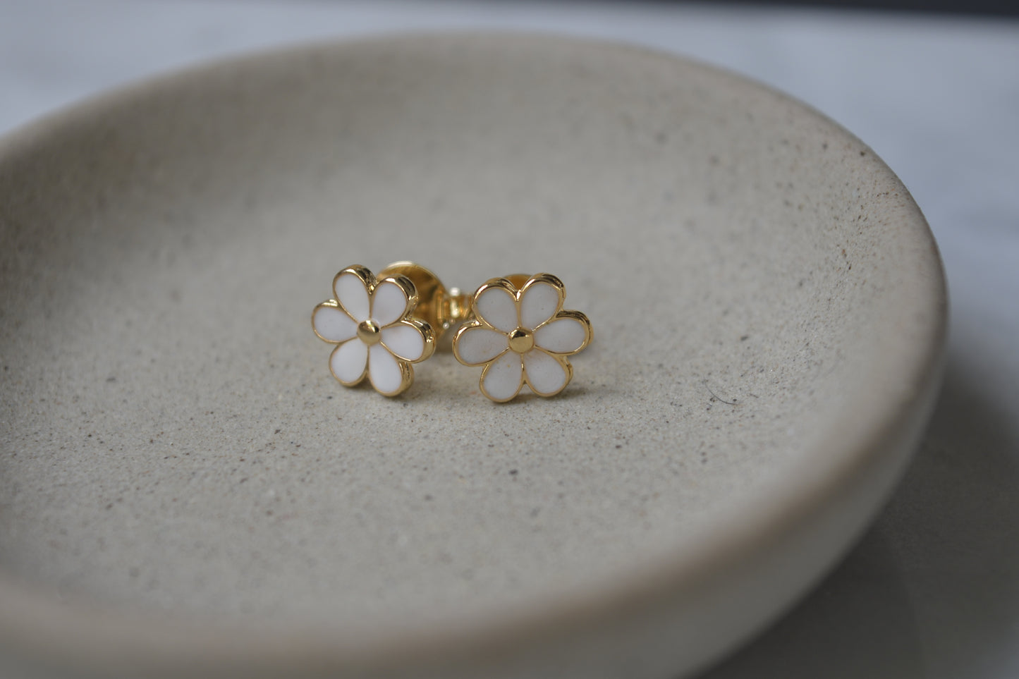 Daisy Studs