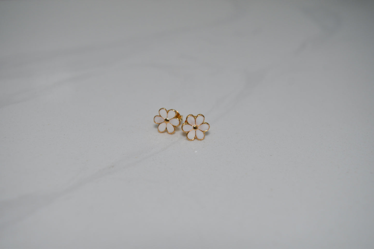 Daisy Studs