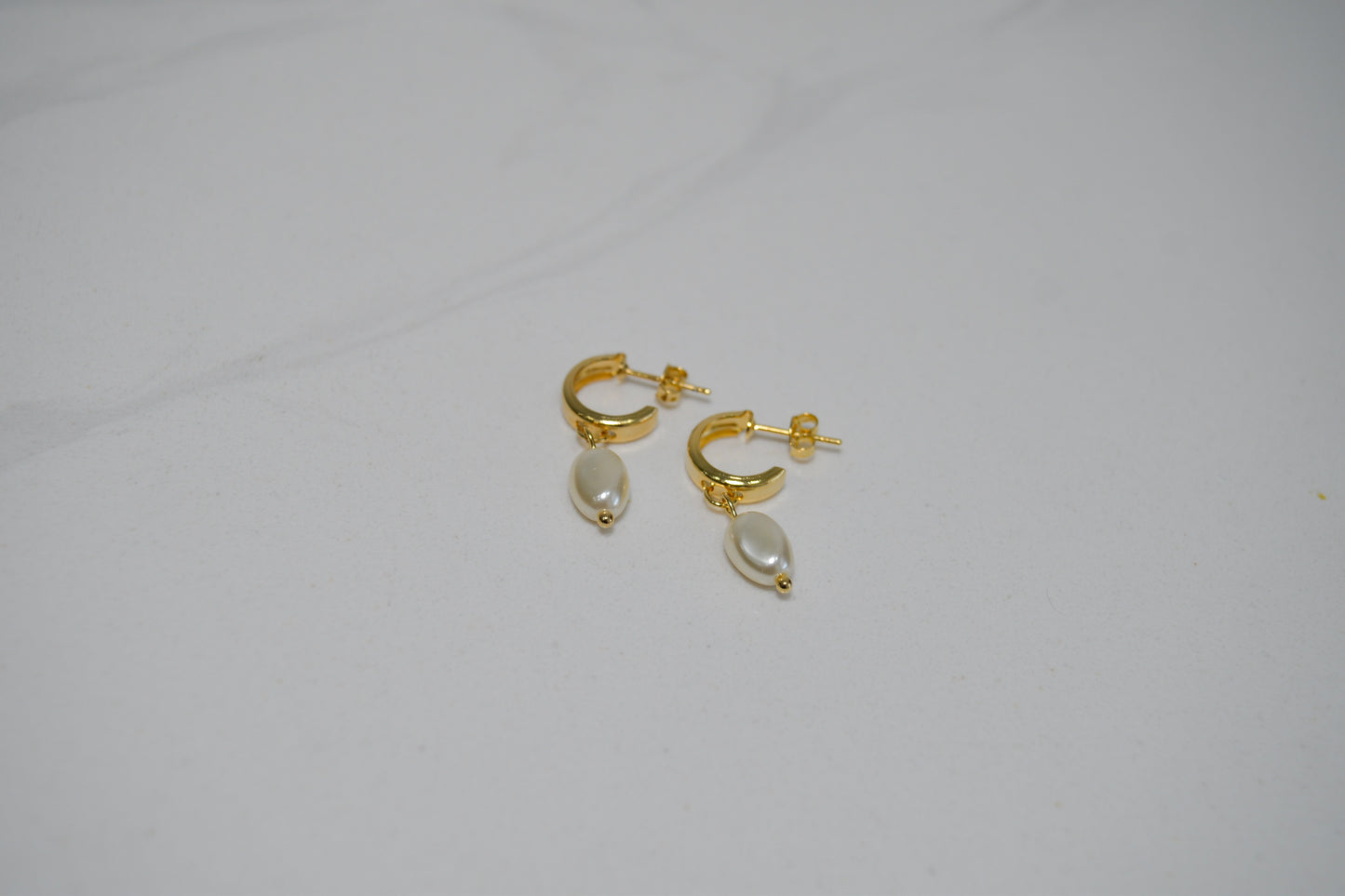 Madi Pearl Earrings