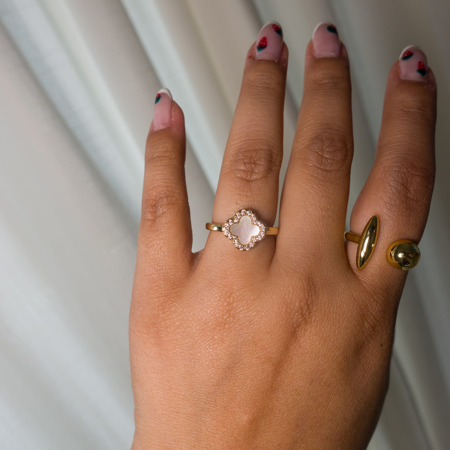 Clover Pearl Ring