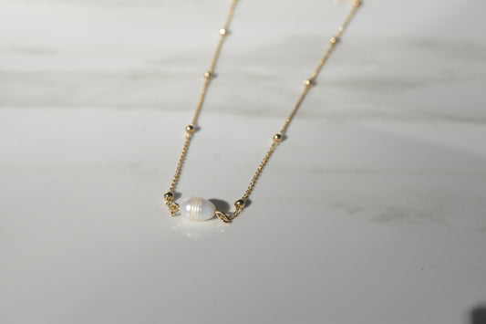 Luli Pearl Necklace